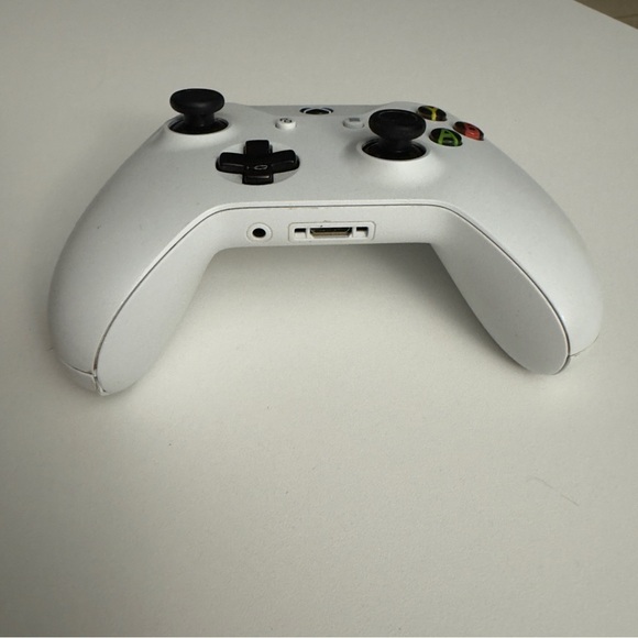 Xbox One S 2016 White Gaming Console with 2 Controllers